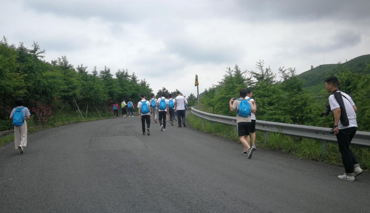 L)`4W51RM7$]YOLV$R@N6`3.jpg